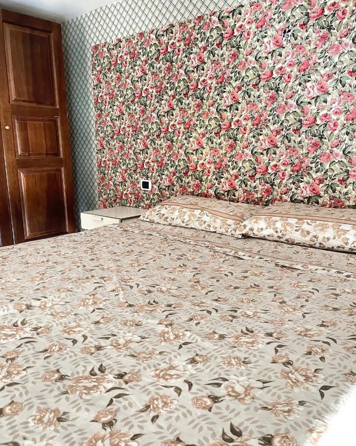 Villa Foria Наполи Екстериор снимка
